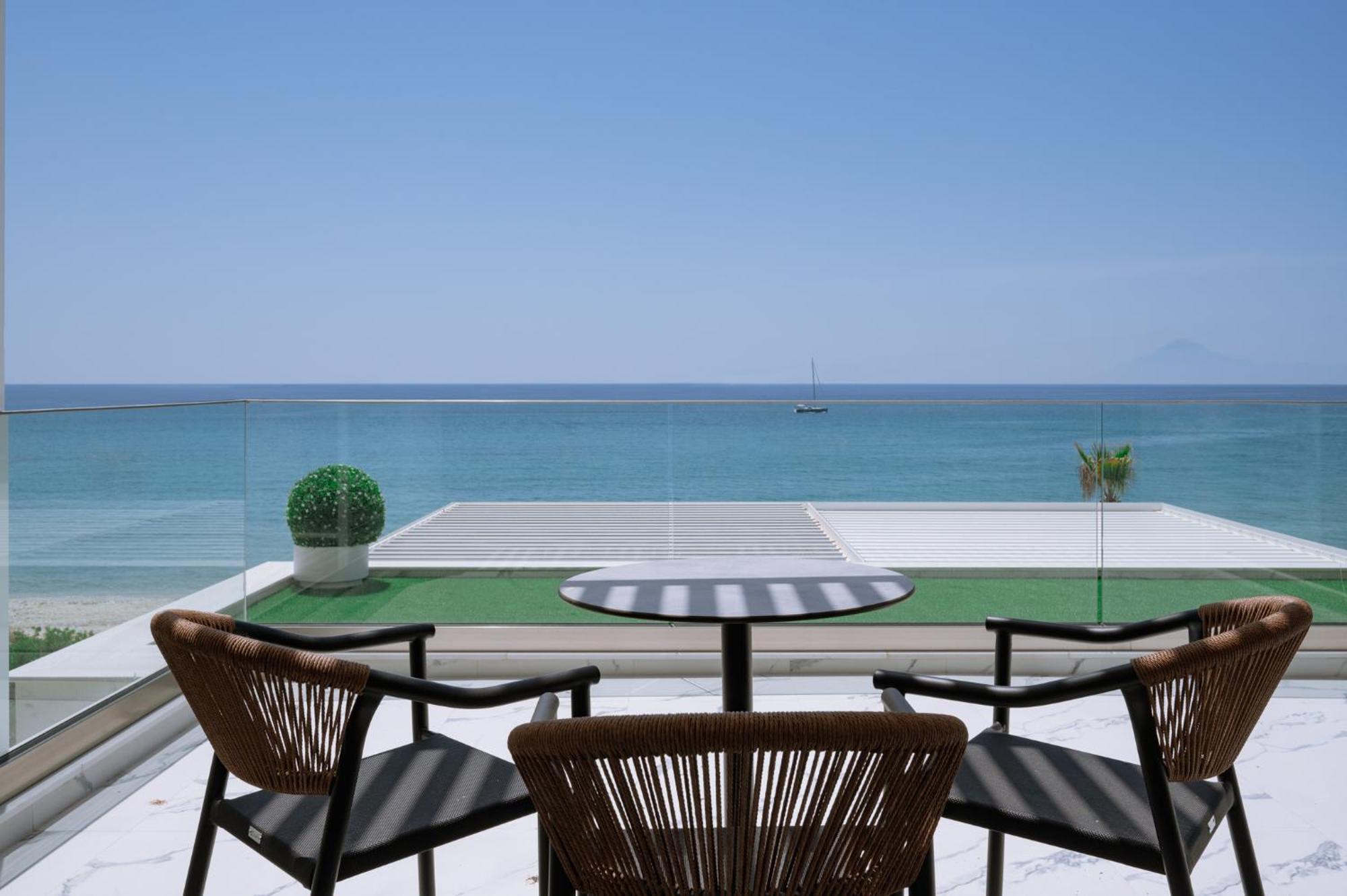Zest Thassos Luxury Retreat Hotel Limenária Kültér fotó